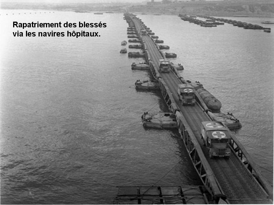 Rapatriement des blessés par le port artificiel d'Arromanches