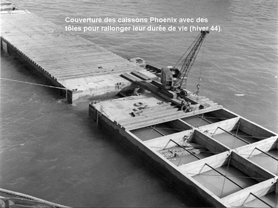 Port artificiel d'Arromanches pour le débarquement construit par les alliés pendant la seconde guerre mondiale